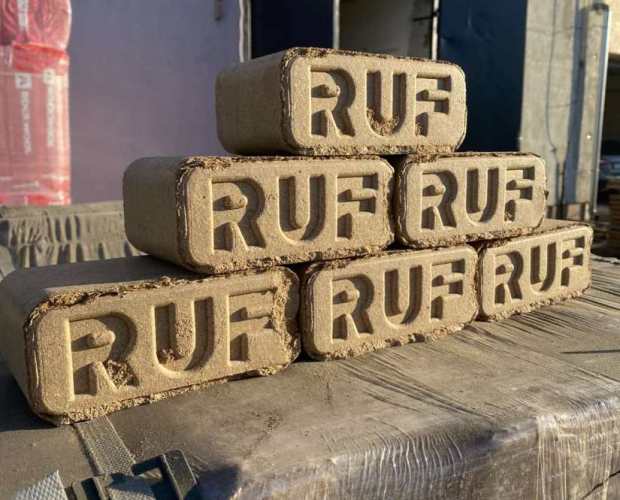 Tégla alakú keményfabrikett 100% bükk 
