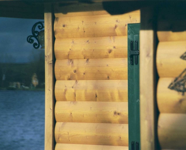 faház burkolat lucfenyőből Ausztriában